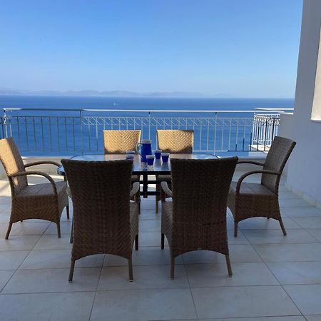 Villa Akoumaros Breeze Gythio Esterno foto