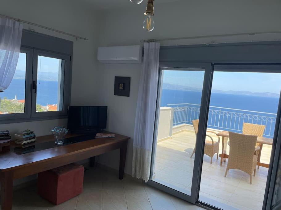 Villa Akoumaros Breeze Gythio Esterno foto