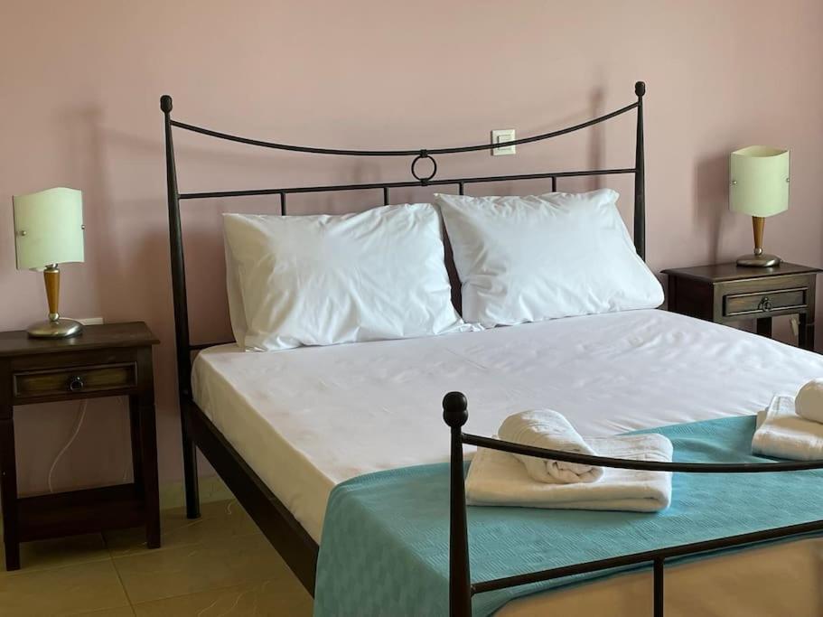 Villa Akoumaros Breeze Gythio Esterno foto